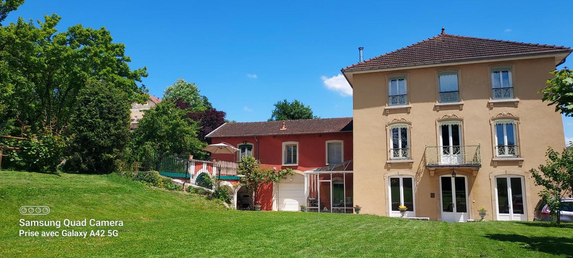 Maison Letrat La Tour-du-Pin Dış mekan fotoğraf