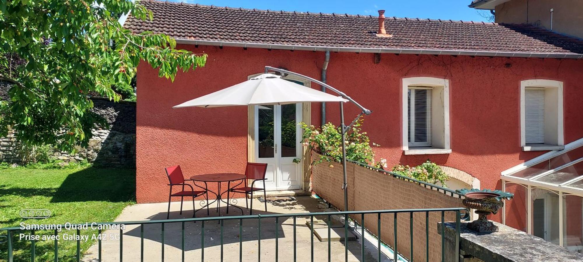 Maison Letrat La Tour-du-Pin Dış mekan fotoğraf
